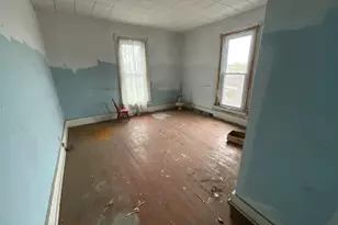 1012 W 9th St, Alton, IL 62002 - Photo 5