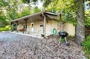 7544 Geranium Rd, Rockdale, IL 62268 - Photo 3