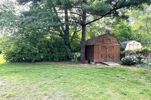 1 Estate Dr, Centralia, IL 62801 - Photo 29