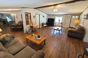 3614 S Hotze Rd, Salem, IL 62881 - Photo 9