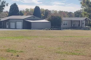 1640 Pleasant Ridge Rd, Vienna, IL 62995 - Photo 3