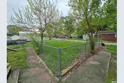 1201 E Noleman Street, Centralia, IL 62801 - Photo 5