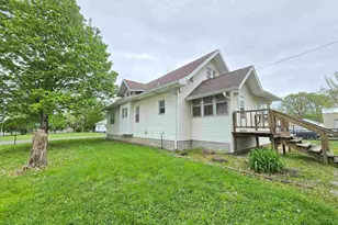 1201 E Noleman St, Centralia, IL 62801 - Photo 3