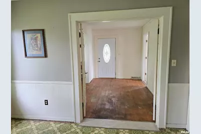 1201 E Noleman Street, Centralia, IL 62801 - Photo 9