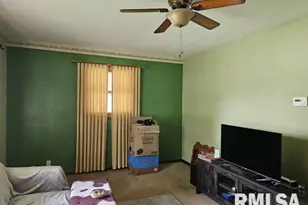 211 E Lincoln St, Galatia, IL 62935 - Photo 5