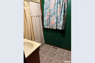 1606 & 1608 W Faust Street, Marion, IL 62959 - Photo 21