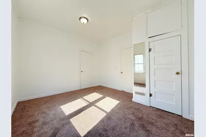 123 W College Street, Harrisburg, IL 62946 - Photo 11