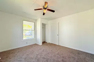 123 W College St, Harrisburg, IL 62946 - Photo 9