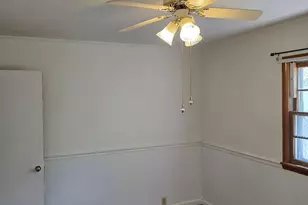 516 Frederick St, Herrin, IL 62948 - Photo 11