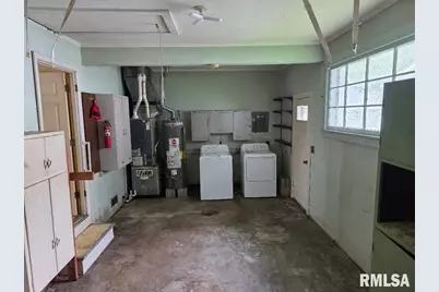 516 Frederick Street, Herrin, IL 62948 - Photo 3