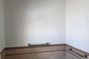 516 Frederick St, Herrin, IL 62948 - Photo 17