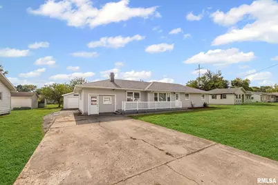 510 Westhaven Drive, Centralia, IL 62801 - Photo 3