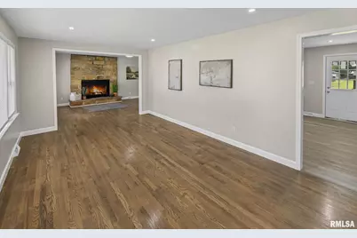 510 Westhaven Drive, Centralia, IL 62801 - Photo 7