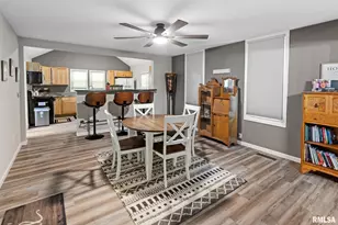 416 S Maple St, Salem, IL 62881 - Photo 13