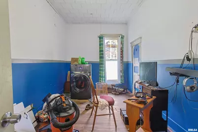 827 W Raymond Street, Harrisburg, IL 62946 - Photo 13