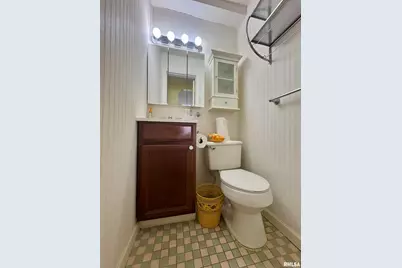 215 S Jackson Street, Harrisburg, IL 62946 - Photo 11