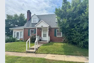 215 S Jackson Street, Harrisburg, IL 62946 - Photo 1