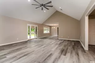 1605 S Eugene Ln, Marion, IL 62959 - Photo 17