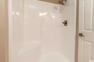 1605 S Eugene Ln, Marion, IL 62959 - Photo 29