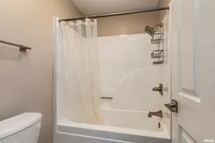 1605 S Eugene Ln, Marion, IL 62959 - Photo 37