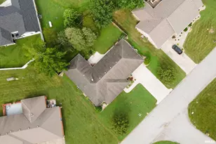 1605 S Eugene Ln, Marion, IL 62959 - Photo 5