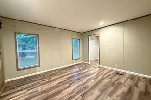 9049 Grassy Rd, Marion, IL 62959 - Photo 15