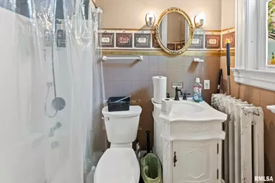 404 W Broadway Street, Centralia, IL 62801 - Photo 21