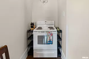 404 W Broadway St, Centralia, IL 62801 - Photo 13