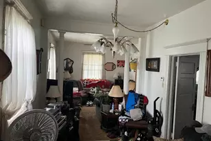 404 N Beech St, Centralia, IL 62801 - Photo 5