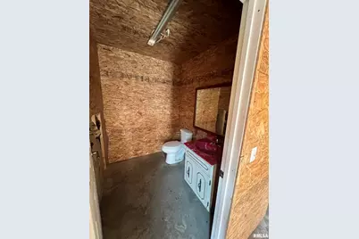 2417 1st Street, Eldorado, IL 62930 - Photo 21