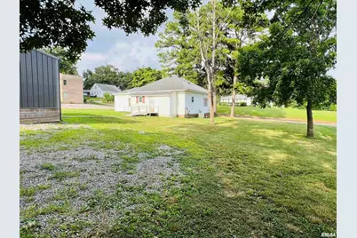 2417 1st Street, Eldorado, IL 62930 - Photo 7