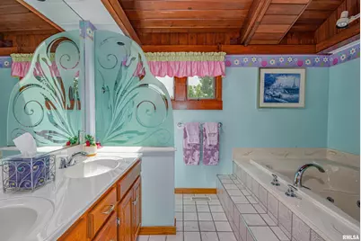 1114 S Perrine Street, Centralia, IL 62801 - Photo 51