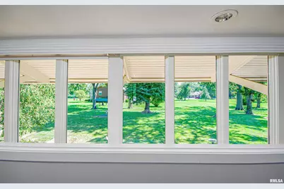 1114 S Perrine Street, Centralia, IL 62801 - Photo 47