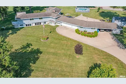 1114 S Perrine Street, Centralia, IL 62801 - Photo 5