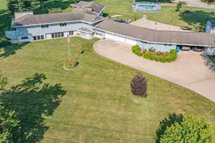 1114 S Perrine St, Centralia, IL 62801 - Photo 5