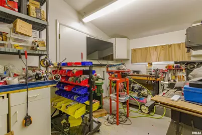 1114 S Perrine Street, Centralia, IL 62801 - Photo 59