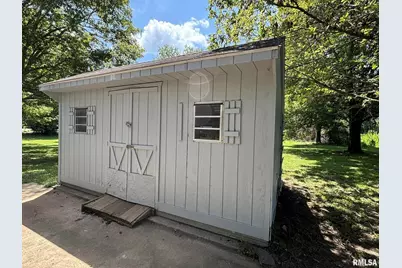 145 Hickory, Salem, IL 62881 - Photo 19