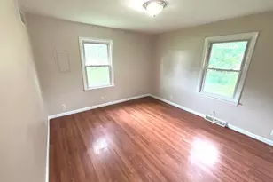 145 Hickory, Salem, IL 62881 - Photo 17