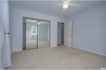 111 Hawthorn Estates Road, Salem, IL 62881 - Photo 15