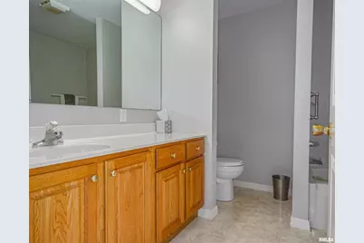 111 Hawthorn Estates Road, Salem, IL 62881 - Photo 17