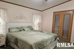 614 W College St St, Harrisburg, IL 62946 - Photo 15