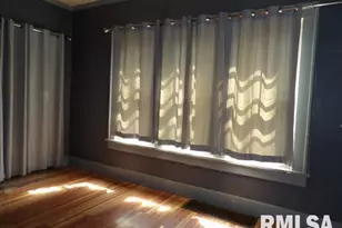 210 W Lincoln St, Harrisburg, IL 62946 - Photo 5