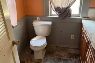 210 W Lincoln St, Harrisburg, IL 62946 - Photo 13