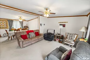 1111 S Jefferson St, Salem, IL 62881 - Photo 15