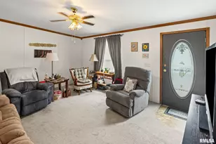 1111 S Jefferson St, Salem, IL 62881 - Photo 17