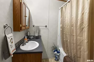 1111 S Jefferson St, Salem, IL 62881 - Photo 21