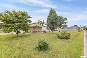 1111 S Jefferson St, Salem, IL 62881 - Photo 33