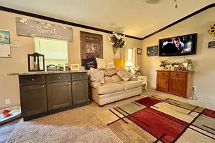 501 Grant Ave, Lowell, IL 62927 - Photo 5