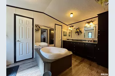 501 Grant Avenue, Lowell, IL 62927 - Photo 13