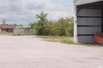 325 W Industrial Park Road, Carbondale, IL 62901 - Photo 9